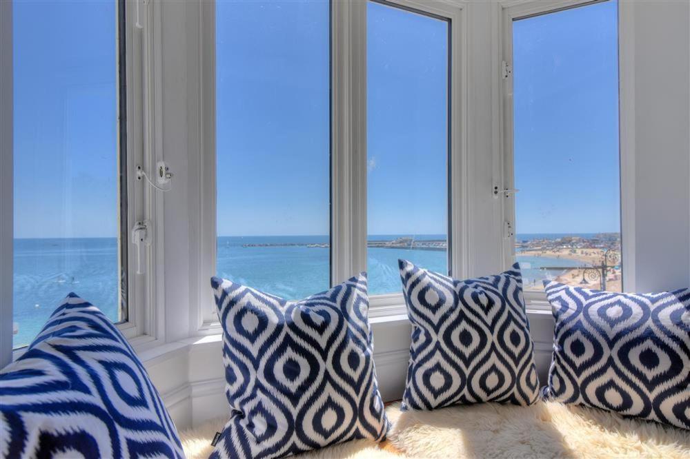 Seahorse Apartment Лайм Риджис Екстериор снимка